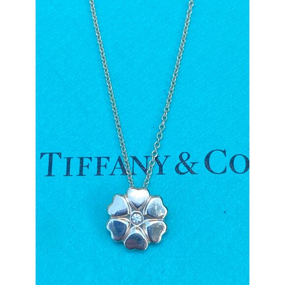 Authentic Tiffany & Co. Diamond  Necklace – Paloma Picasso Crown of Hearts - Picture 2 of 11